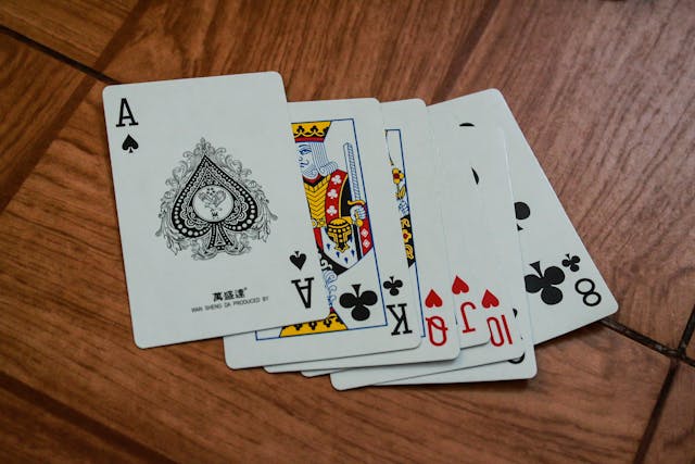 Card Game: Discovering Fun with Card compartment
